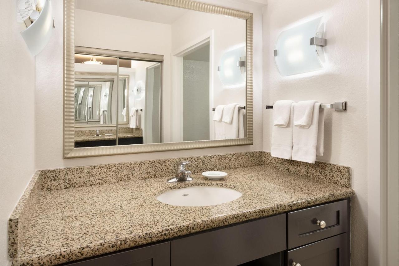 By Marriott Speedway/airport 3* Daytona Beach
